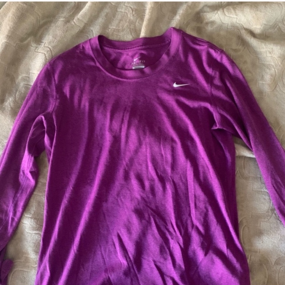 Nike athletic top